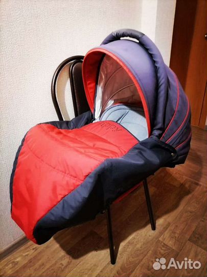 Коляска Tutis Zippy 2в1 + автолюлька