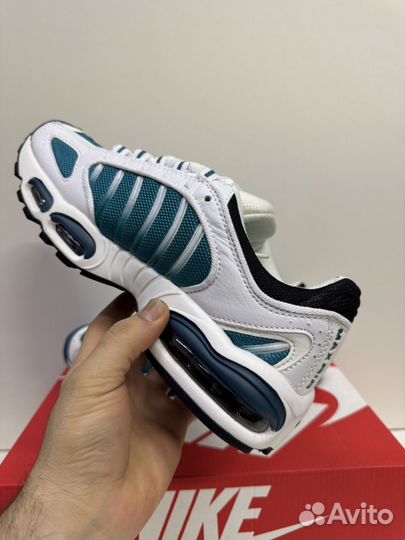 Кроссовкиnike Air Max Tailwind 4