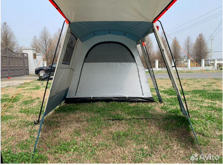 Палатка четырехместная с высоким тамбуром