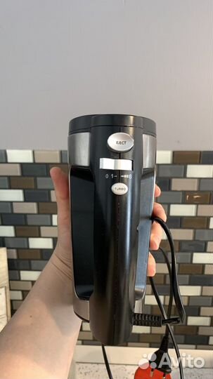 Миксер ручной Polaris PHM-5009A