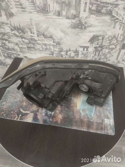 Лексус RX фара