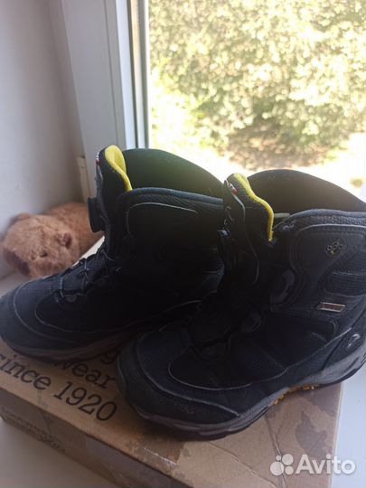 Ботинки для мальчика 32