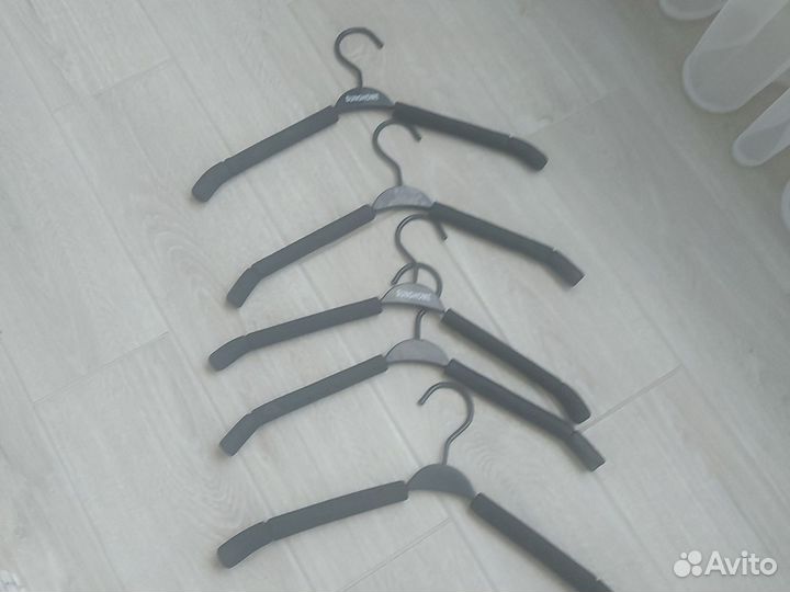 Вешалки плечики детские