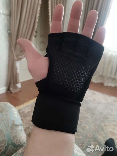 Перчатки для тренировок