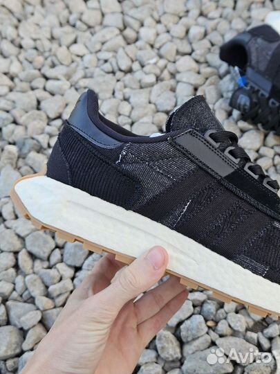 Кроссовки Adidas Retropy новые