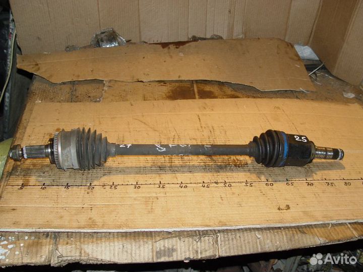 Передние привода задний подрамник Cубару форестер