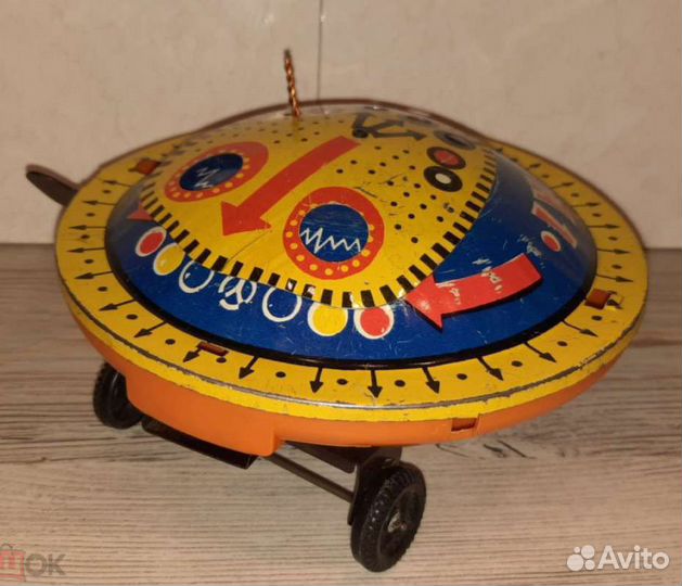 Игрушки СССР Луноход, планетоход