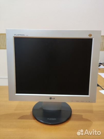 Монитор Samsung 15