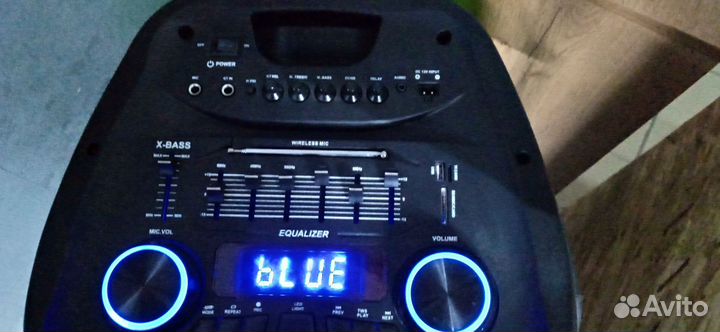 Блютуз колонка