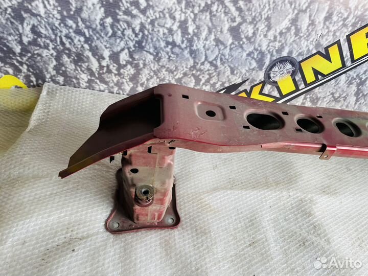 Усилитель бампера передний Ford Focus Фокус 3