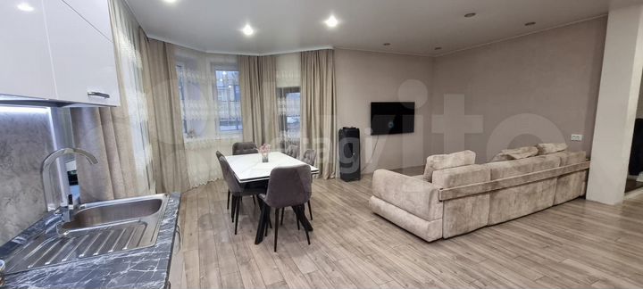 Дом 180 м² на участке 11,7 сот.