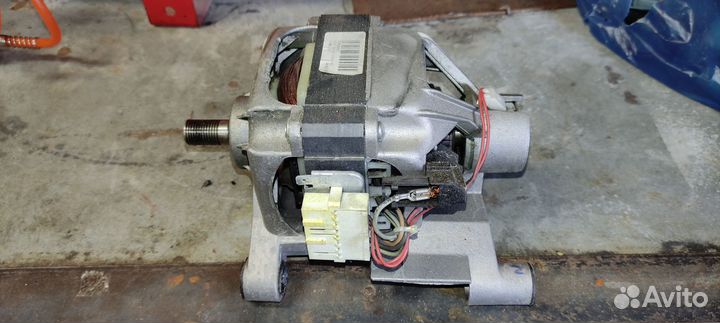 Электродвигатель 220в от стиральной машины Аристон