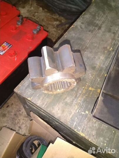 Шестерня поворота отвала грейдер дз-180 гс-14.02