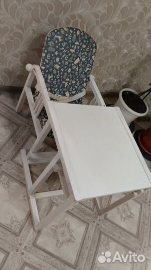 Детский стол и стул для кормления
