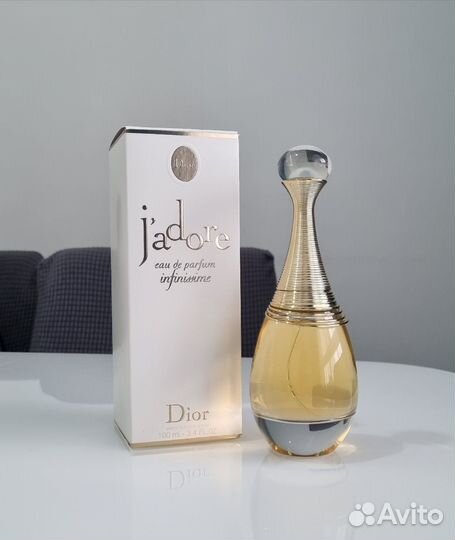 Парфюмерная вода женская J'adore