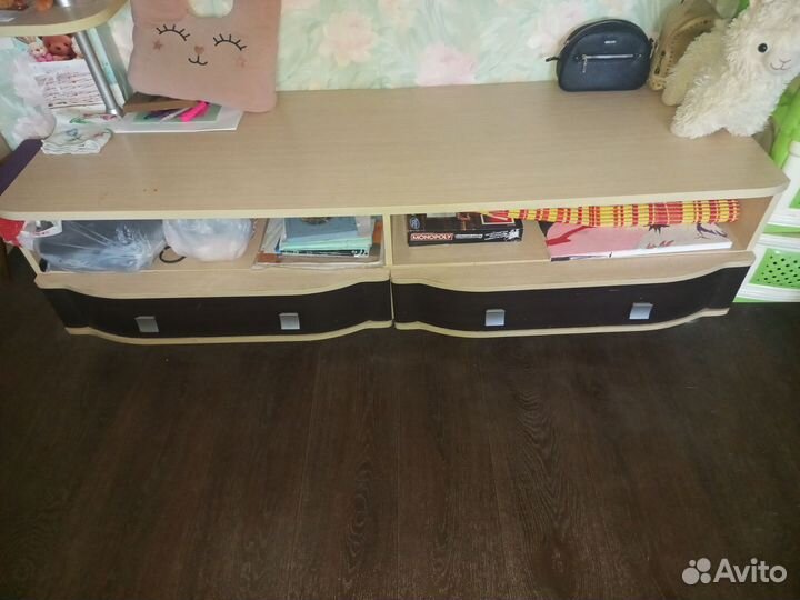 Тумба под телевизор