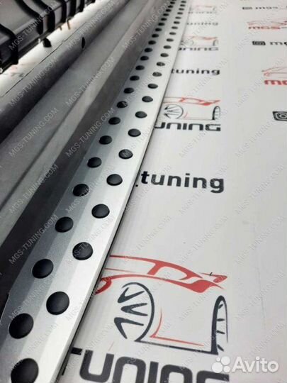 Пороги на KIA Sportage 2010-2014 гг