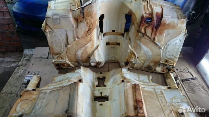 Облицовка днища ковролин BMW 7 E65