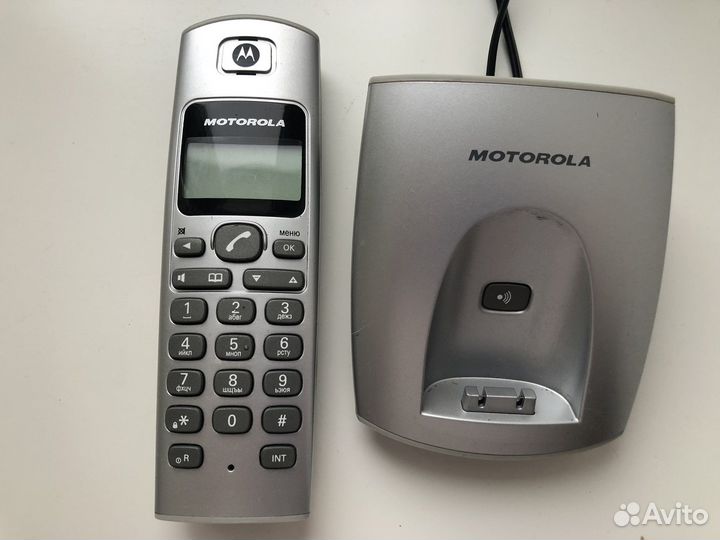 Телефон моторола серебряный беспроводной