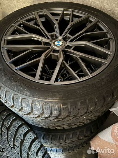 Комплект зимних колес 275/45/R20 Nokian Tyres