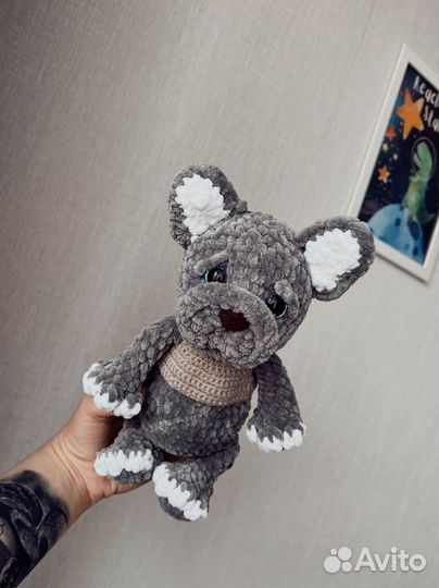 Вязаный французский бульдог