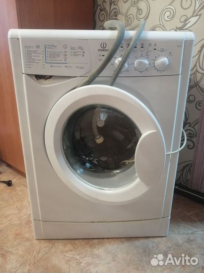 Стиральная машина indesit