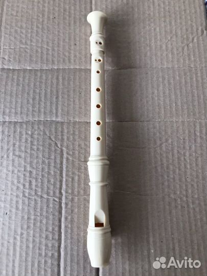 Блокфлейта Yamaha Soprano Descant Recorder YRS-23