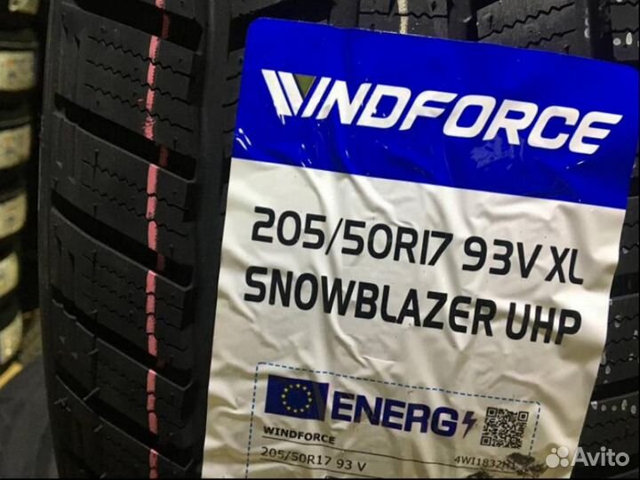 Windforce Snowblazer UHP 205/50 R17 93V
