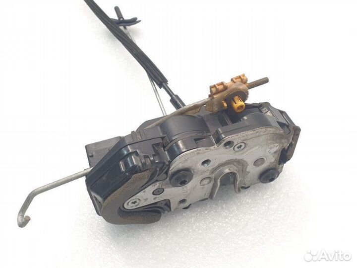 Замок двери задний правый Chevrolet Cruze 2013