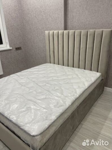 Кровать двухспальная