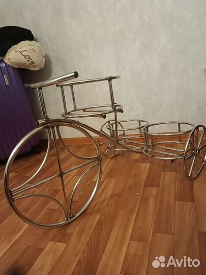 Подставка для цветов хром