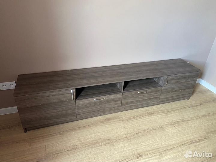 Тумба под телевизор