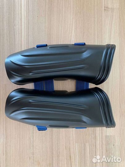 Горнолыжная защита предплечья и голени