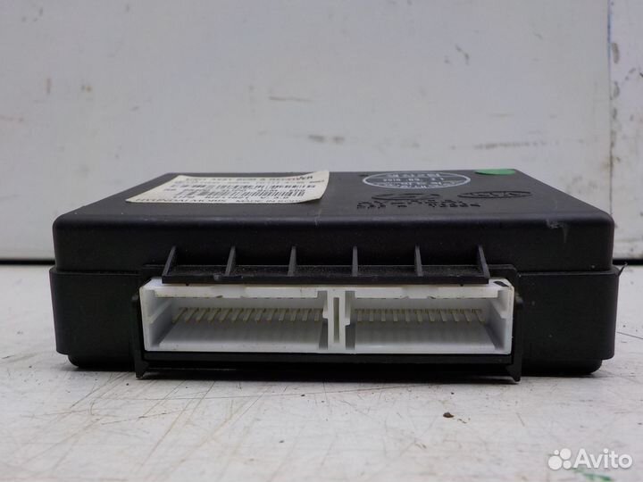 Блок управления Hyundai Solaris 2010
