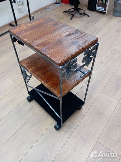 Столик для тату салона/бара