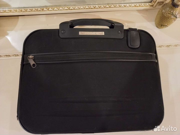 Сумка для нетбука или документов