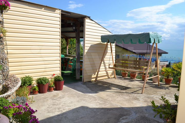 Комната 30 м² в 3-к., 1/2 эт.