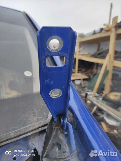 Петли капота гольф 4