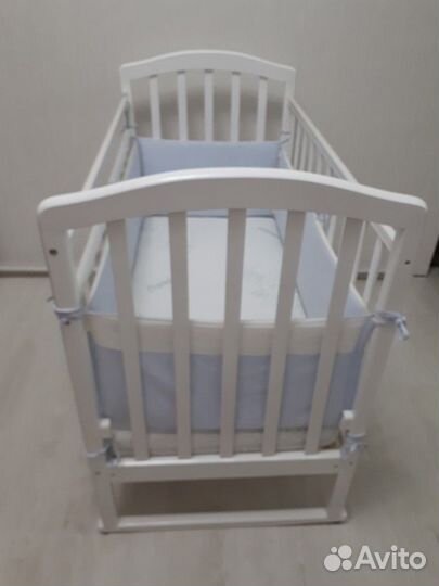 Кроватку б/у