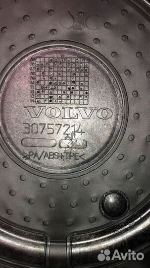 Крышка ремня приводного Volvo (Volvo)