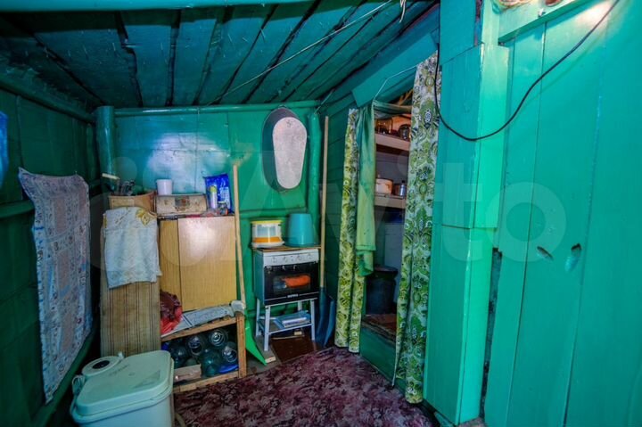 Дом 24,5 м² на участке 3 сот.