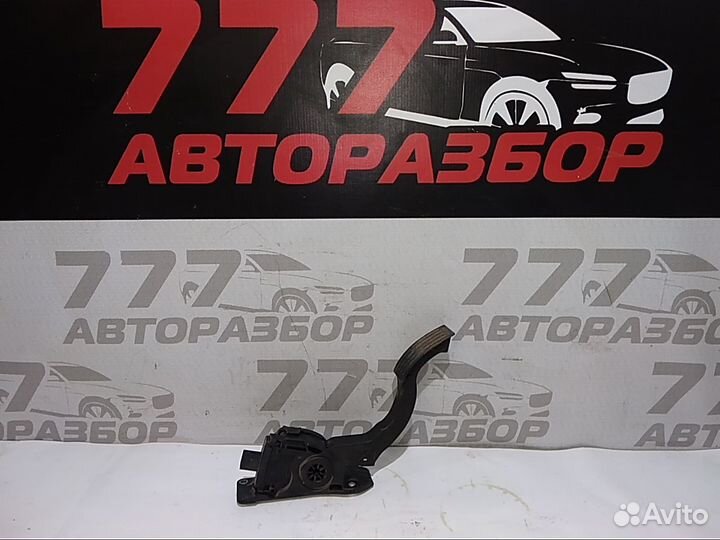 Педаль газа Ford Focus 3 1.6