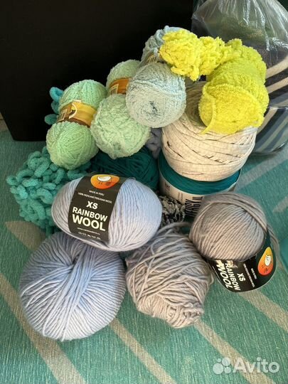 Пряжа для вязания хлопковая и плюшевая
