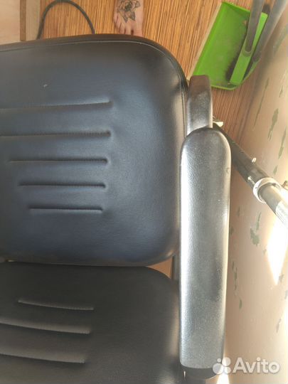 Кресло парикмахерское