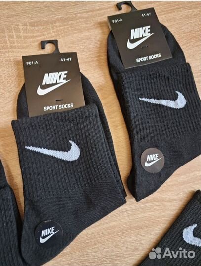 Носки nike высокие белые и черные