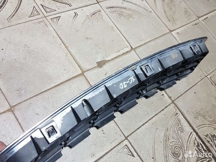 Решетка радиатора XC70 Cross Country, до 2005 г.в