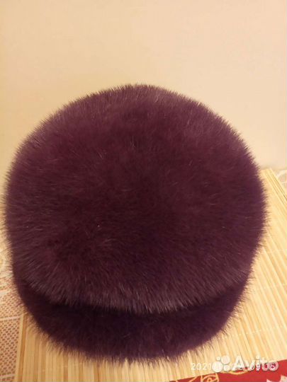 Фиолетовая норковая шапка