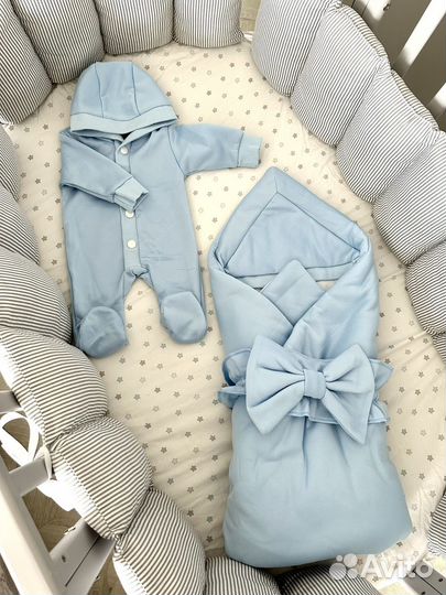 Конверт и комбинезон на выписку для мальчика осень