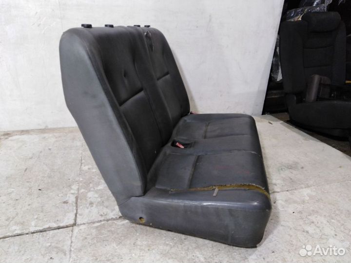 Сиденье переднее правое
