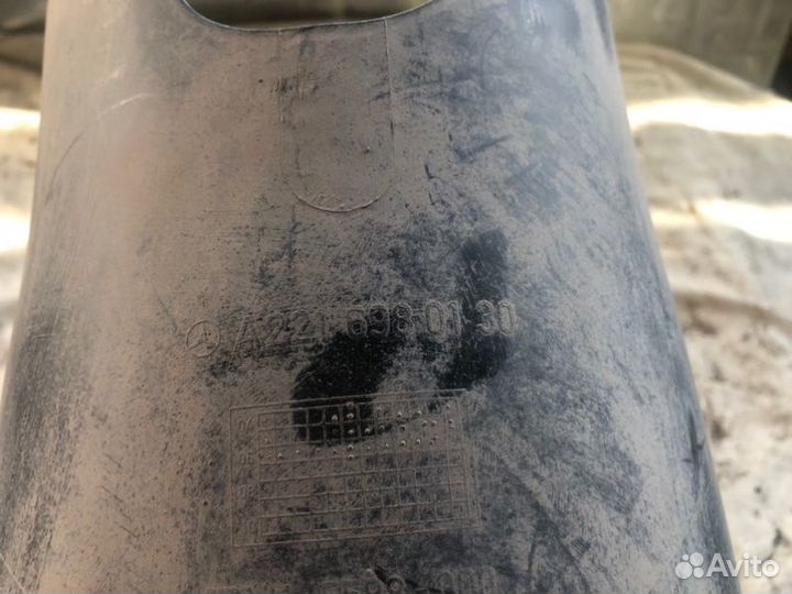 Пыльник амортизатора задний левый Mercedes-Benz